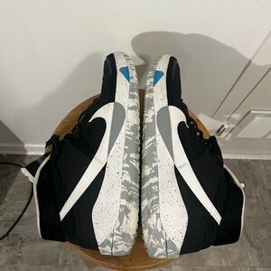 KD 13 Nike men size 16 preowned